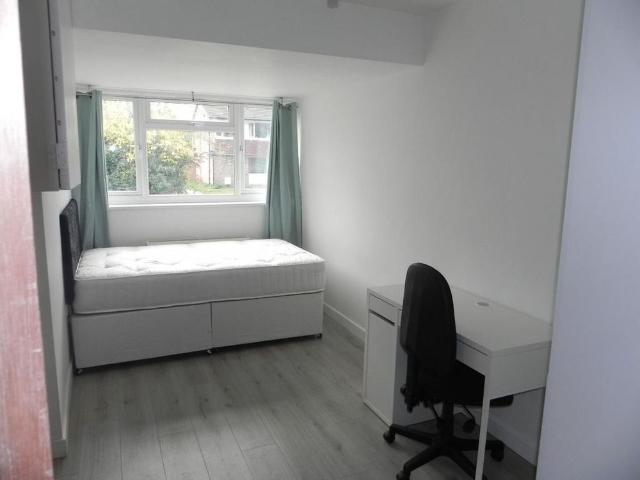 Room for rent in Guildford Park, Westborough