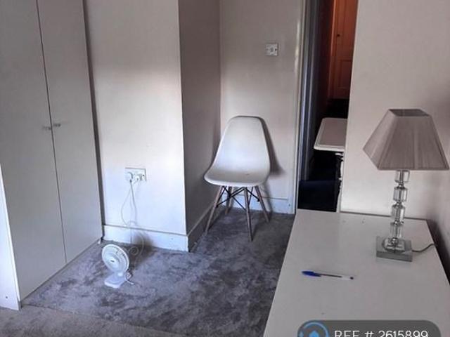 Room for rent in Newtown, Reading