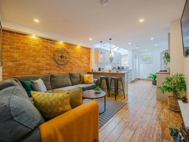 Room for rent in Hillfields, West Midlands