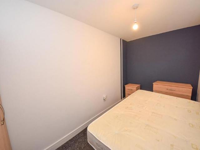 Room for rent in Longshoot, Wigan