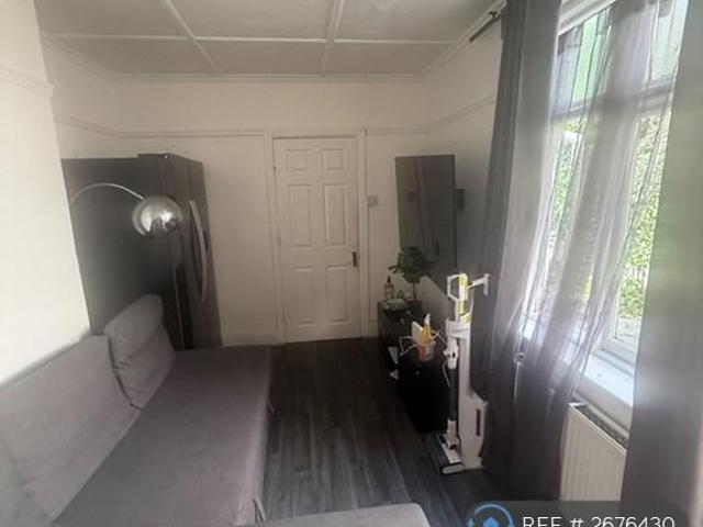 Room for rent in Horfield, Feckenham