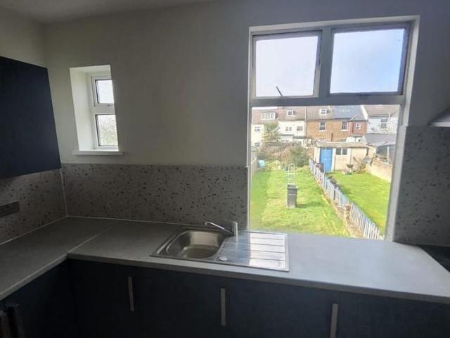Room for rent in Vinters Park, Midway