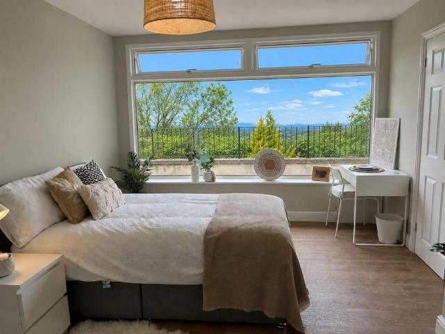 Room for rent in Highweek, Bridford