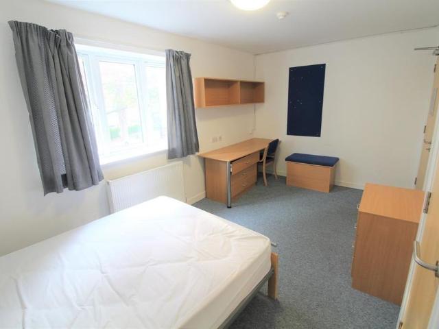 Room for rent in Millfield, Peterborough