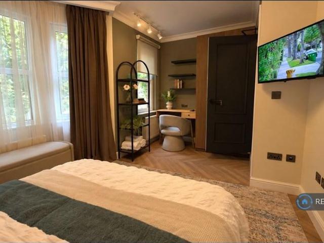 Room for rent in Plumstead, Greater London