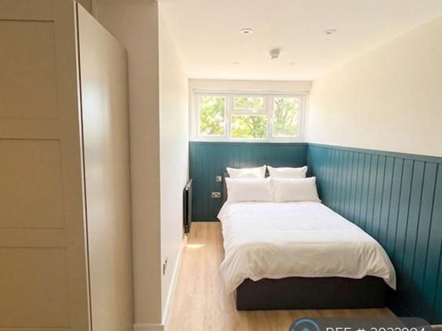 Room for rent in Lee Chapel, Essex