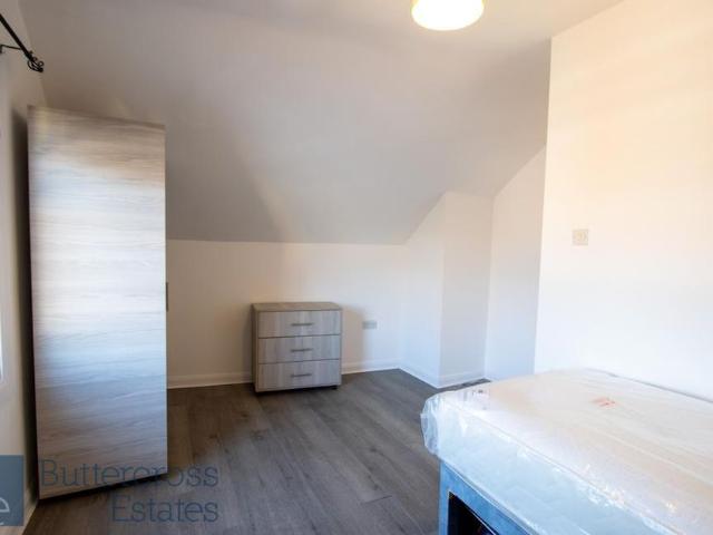Room for rent in Alverton, East Midlands