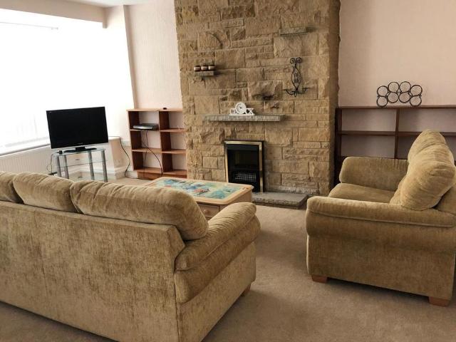 Room for rent in Grove Hill, Normanby