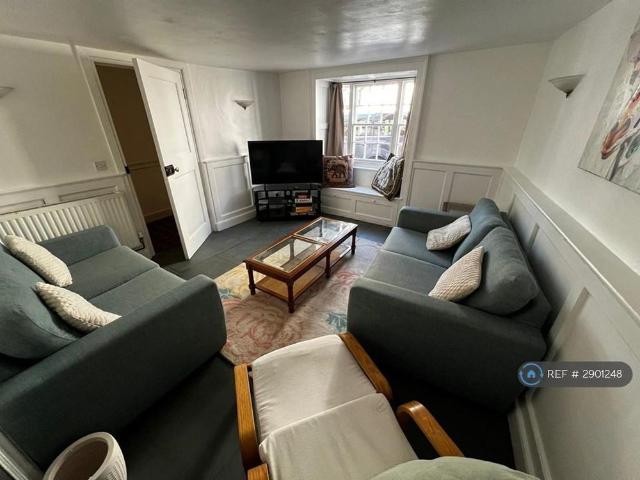 Room for rent in Penryn, Cornwall