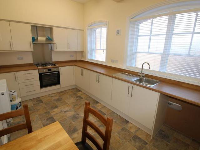 Room for rent in Beamhurst, Staffordshire