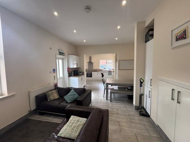 Room for rent in Lady Bay, Barton In Fabis