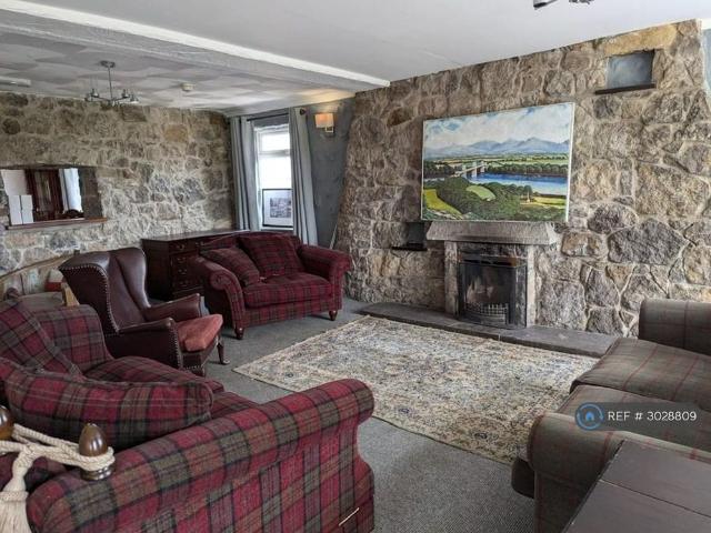 Room for rent in Marian-glas, Wales