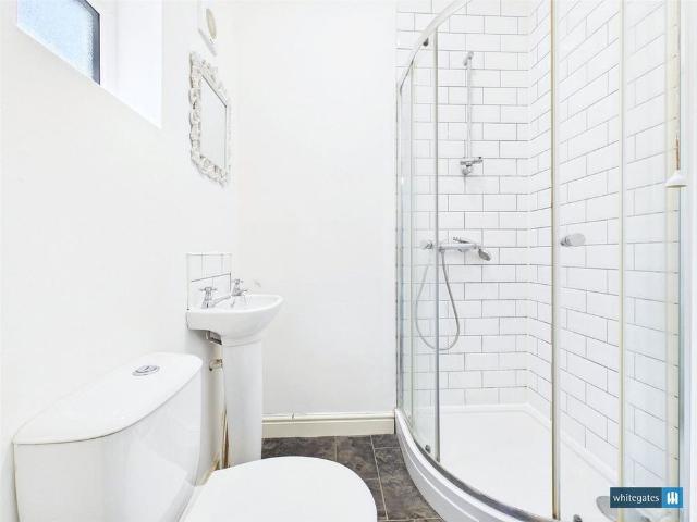 Room for rent in City Centre, Wheatley