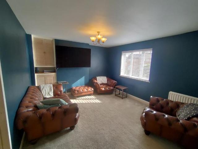 Room for rent in London Borough of Hounslow, Greater London
