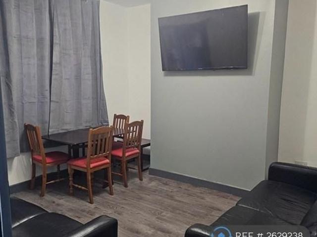 Room for rent in Wargrave, Newton-le-willows