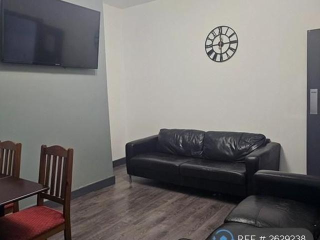 Room for rent in Wargrave, Newton-le-willows