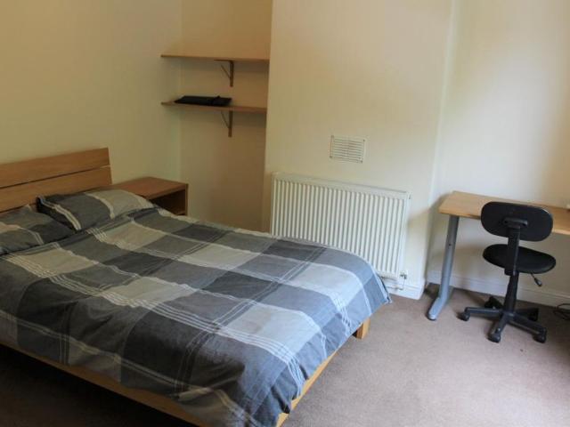 Room for rent in Two Mills, Cheshire