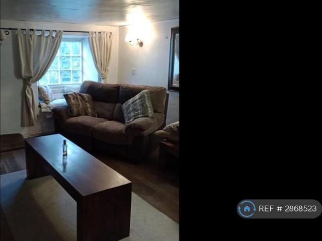 Room for rent in West Exe, Newton St Cyres