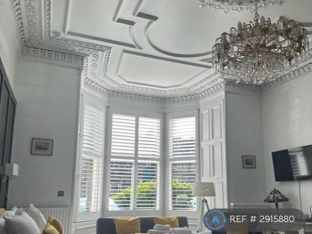 Room for rent in Mayfield, Newington