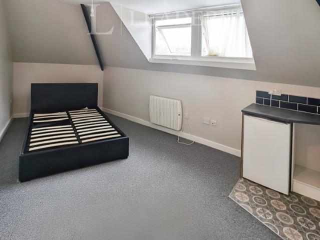 Room for rent in Osgathorpe, South Yorkshire