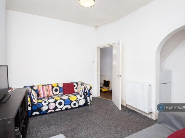 Room for rent in Higher Broughton, Salford