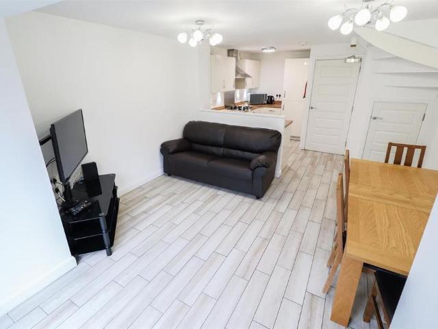 Room for rent in City Wharf, Coventry