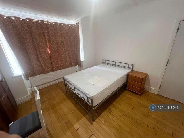 Room for rent in London Borough of Hounslow, Greater London