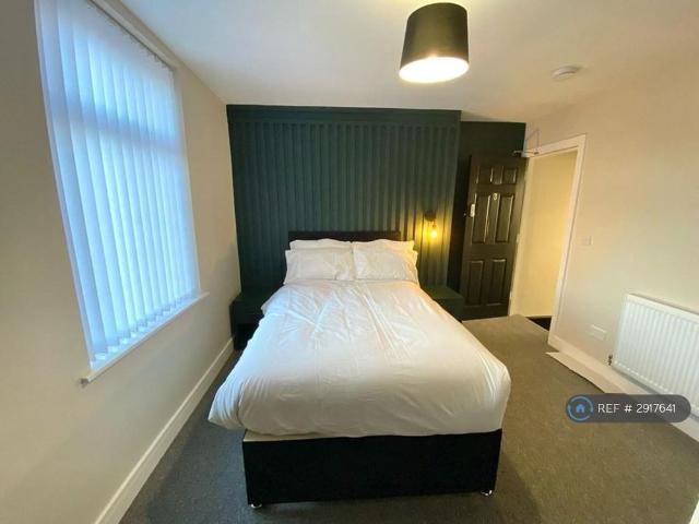 Room for rent in The Brampton, Butterton