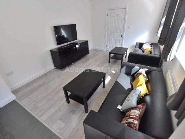 Room for rent in Earley