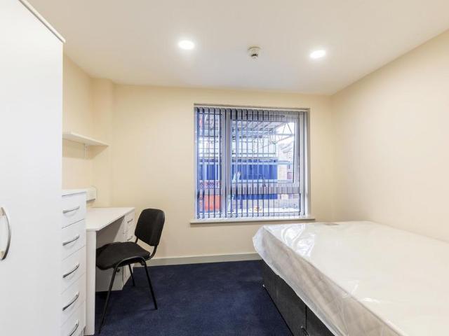 Room for rent in Fratton, City Of Portsmouth
