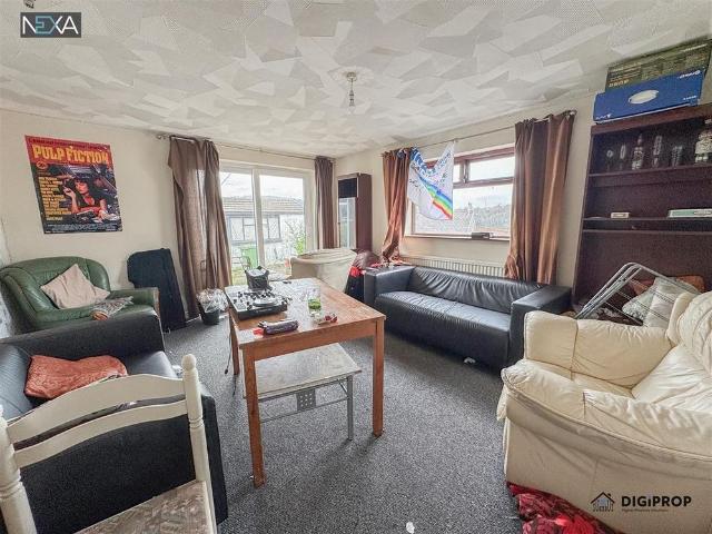 Room for rent in Pontypridd, Wales