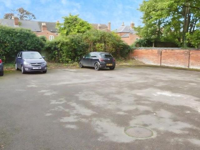 Room for rent in Wotton, Gloucester
