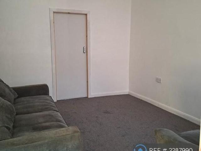 Room for rent in Maltby, South Yorkshire