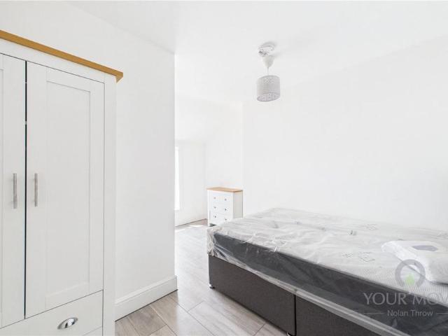 Room for rent in Phippsville, Northampton