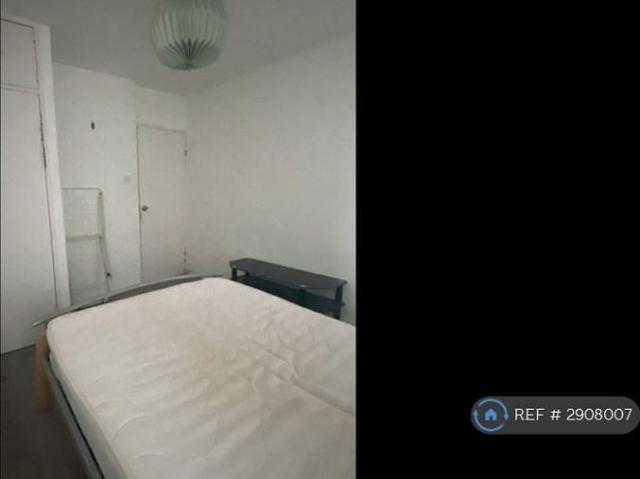 Room for rent in London Borough of Lewisham, New Cross