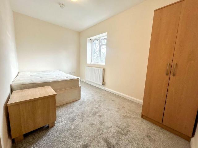 Room for rent in Castlefield, Cressex
