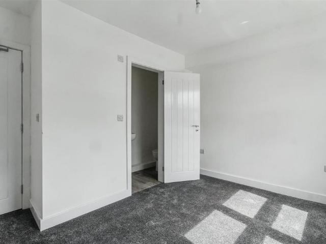 Room for rent in Attenborough, East Midlands