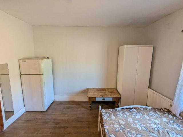 Room for rent in Harlesden, Greater London