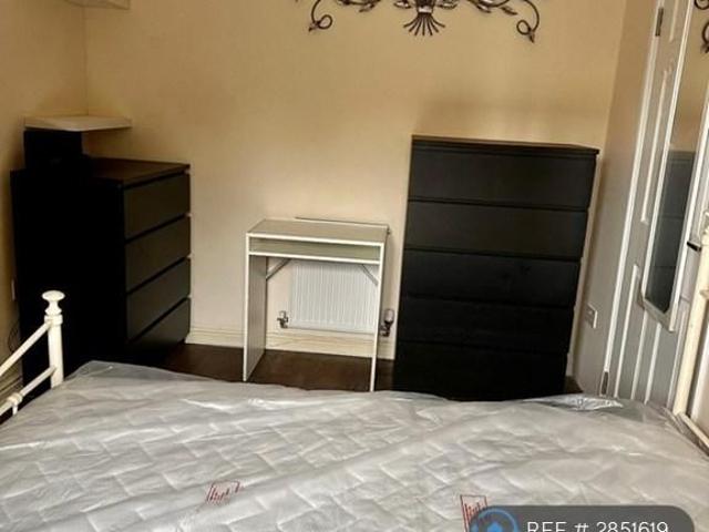 Room for rent in Monks Orchard, Kent