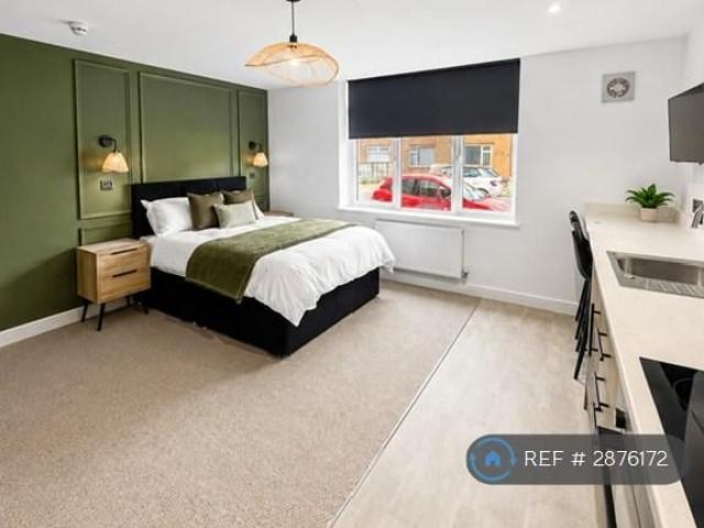 Room for rent in Potters Corner, East Midlands