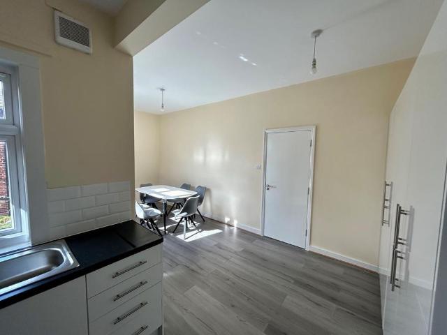 Room for rent in Woodberry Down, Stamford Hill