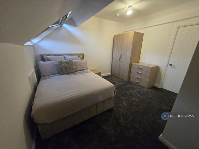 Room for rent in Osgathorpe, South Yorkshire
