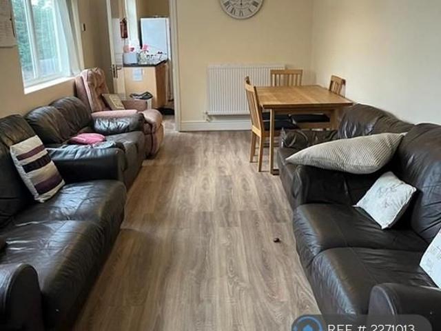 Room for rent in Gravelly Hill, West Midlands