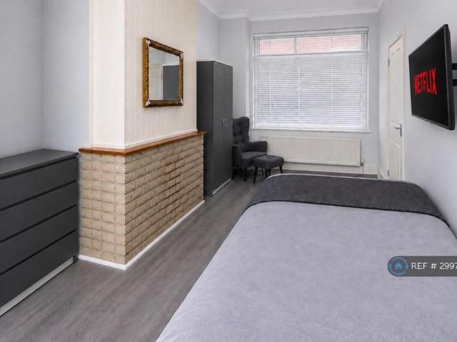 Room for rent in Gravelly Hill, Birmingham
