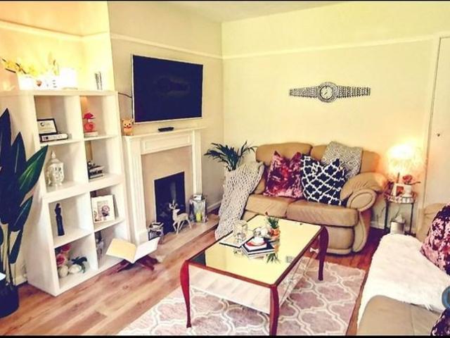 Room for rent in Fallings Park, Park Village