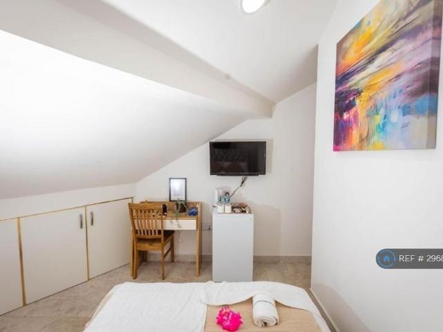 Room for rent in Georgia, Greater Manchester