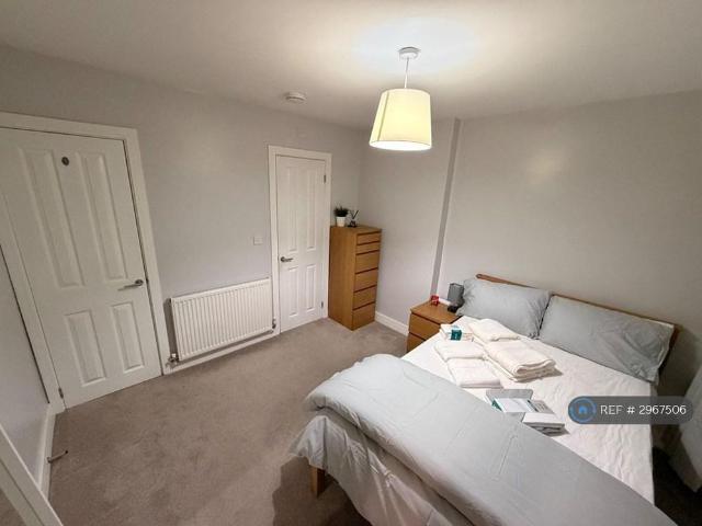 Room for rent in Walsgrave On Sowe, West Midlands