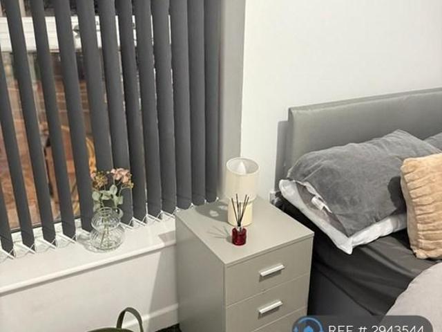 Room for rent in St Helens