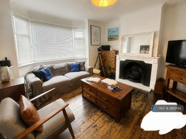 Room for rent in Whitehall, Acol