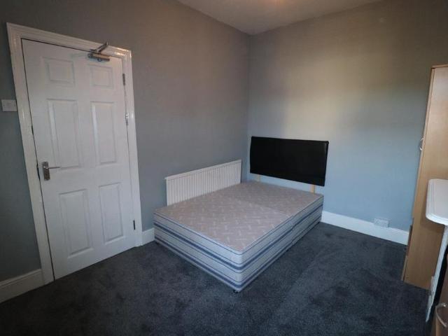 Room for rent in Maindy, Cardiff